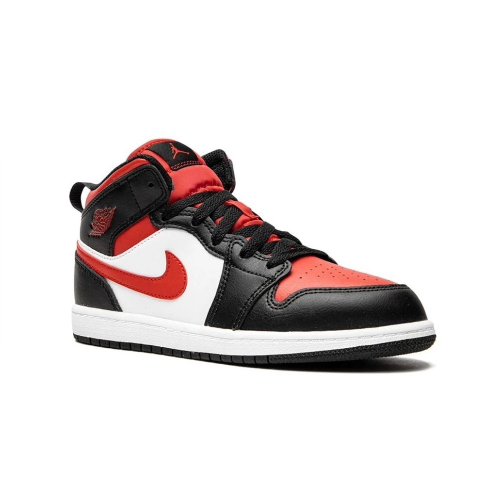 Nike  Jordan 1 Mid sneakers